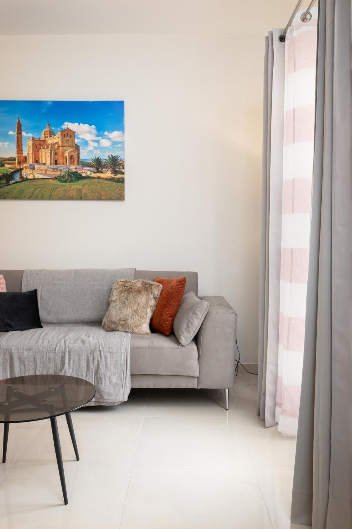 Edka Suites - Modern Sunlit 2Bd Apartments With Balconies - Close To Sliema Promenade, St Julian'S & St Georges Bay Gzira Экстерьер фото