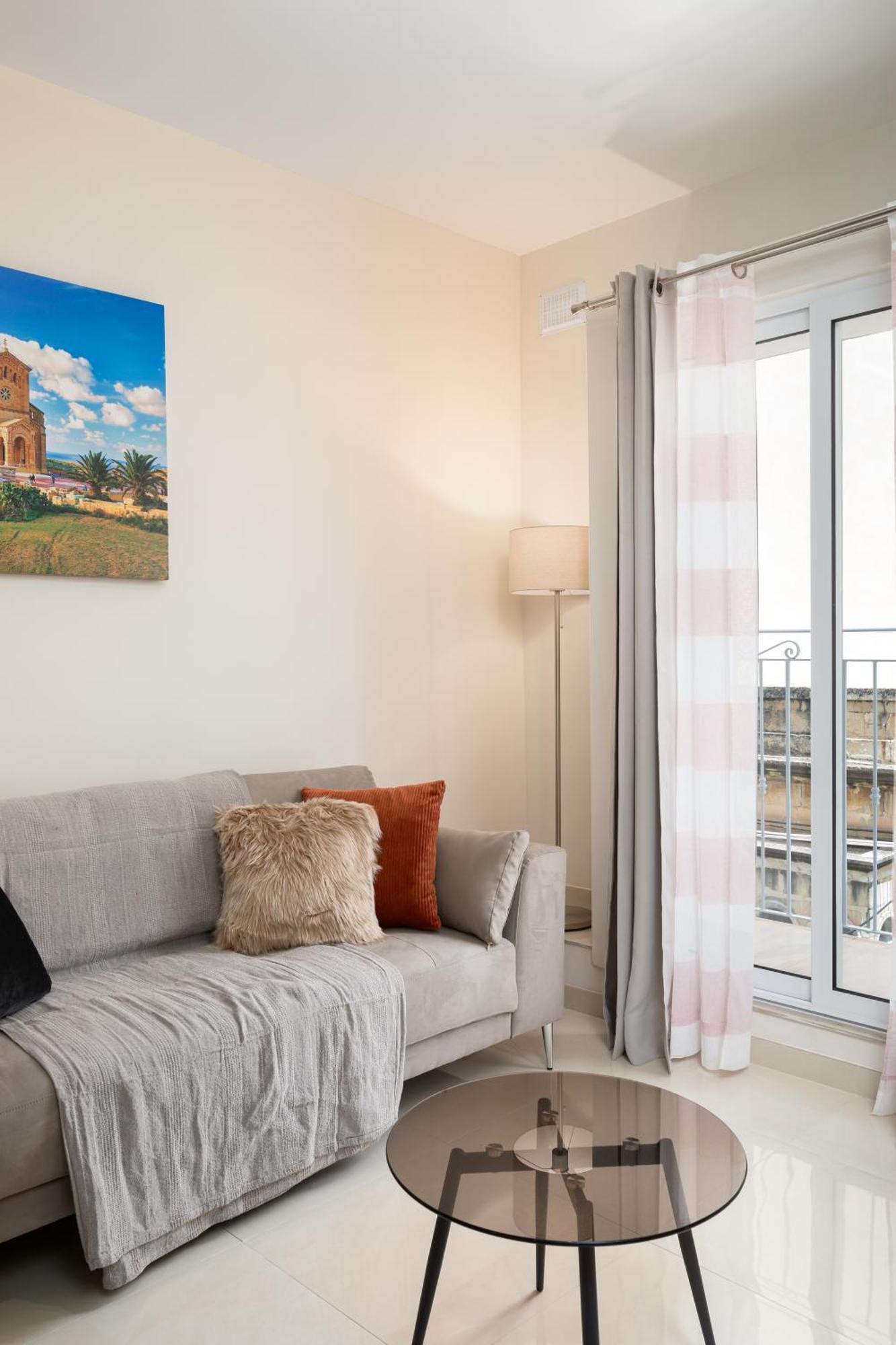 Edka Suites - Modern Sunlit 2Bd Apartments With Balconies - Close To Sliema Promenade, St Julian'S & St Georges Bay Gzira Экстерьер фото