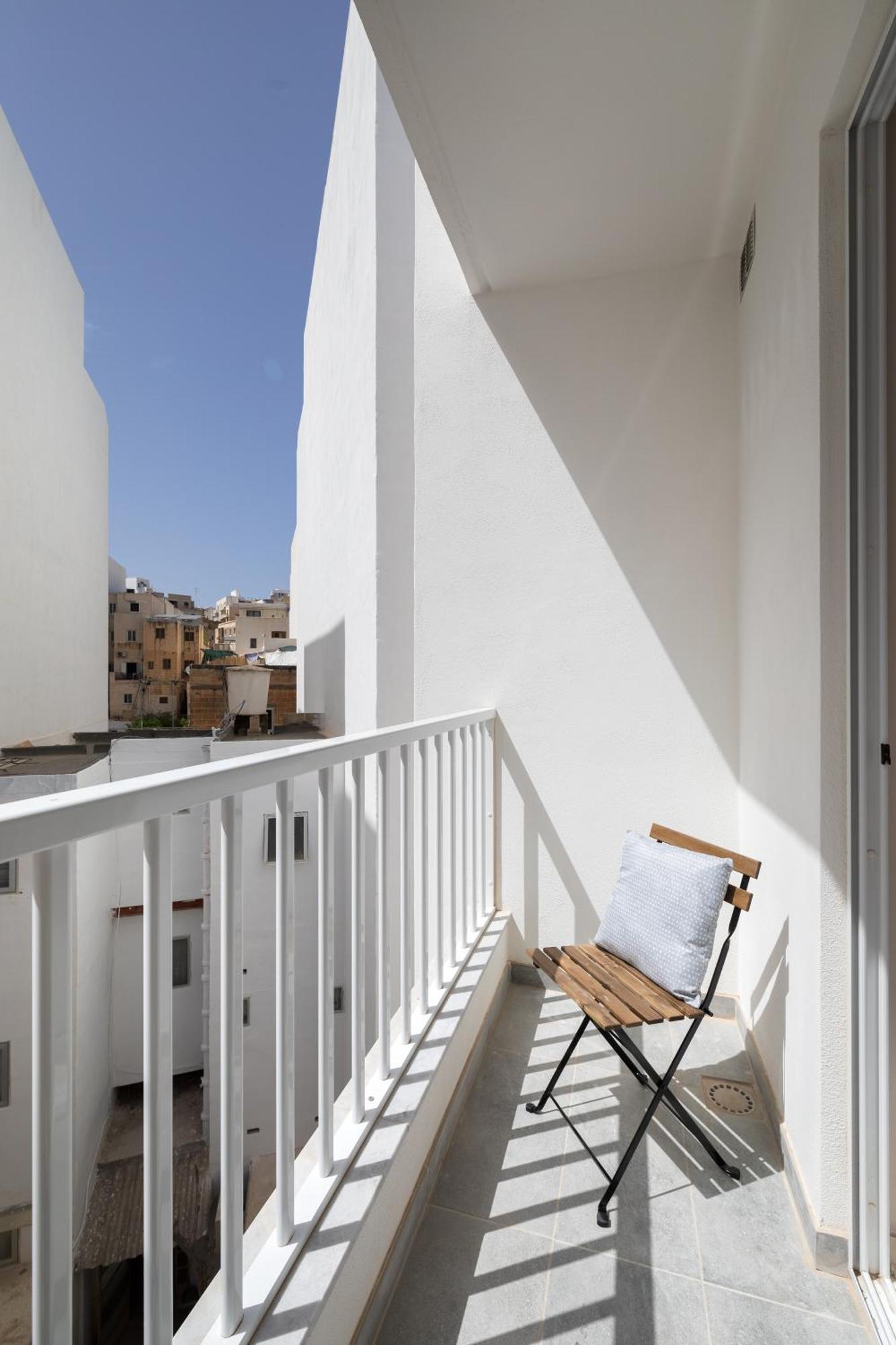 Edka Suites - Modern Sunlit 2Bd Apartments With Balconies - Close To Sliema Promenade, St Julian'S & St Georges Bay Gzira Экстерьер фото